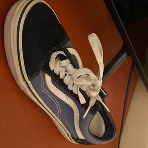 Size 7 low top, vans, blue and white good condition